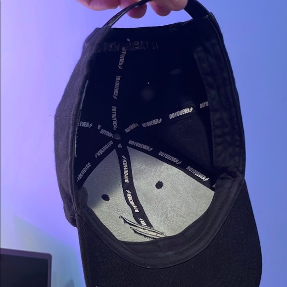 ©️DOYOUEVEN?®️™️ Black Baseball Cap - Picture 4 of 4